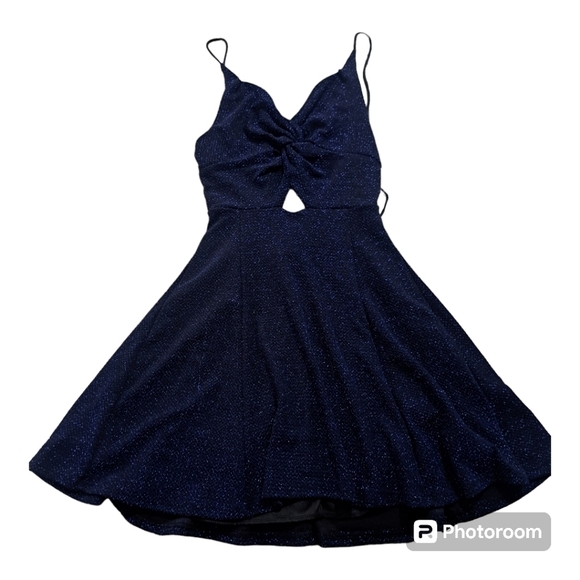 Lucy In The Sky Adalee Front Twist Dress in Blue Sapphire Size Small - Picture 1 of 9